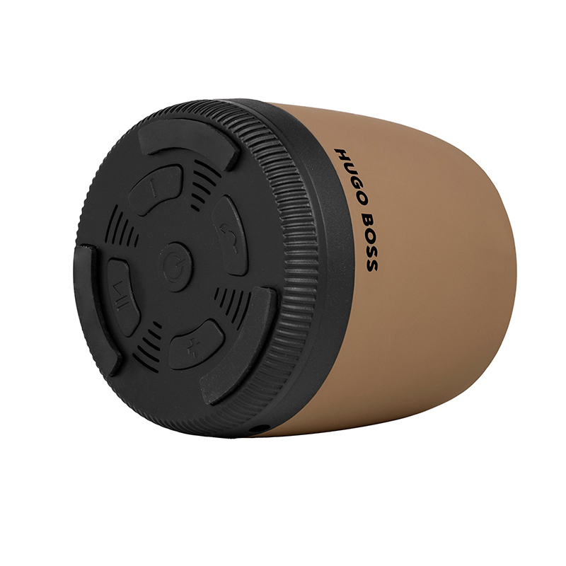 Speaker Gear Matrix di Hugo Boss - immagine 4