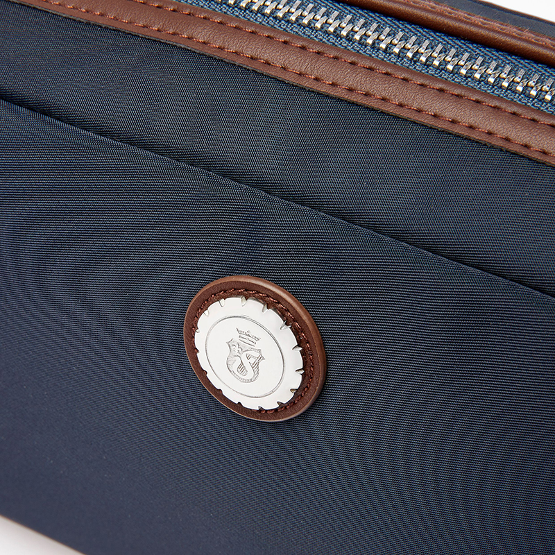Dressing Case Button di Festina - immagine 5