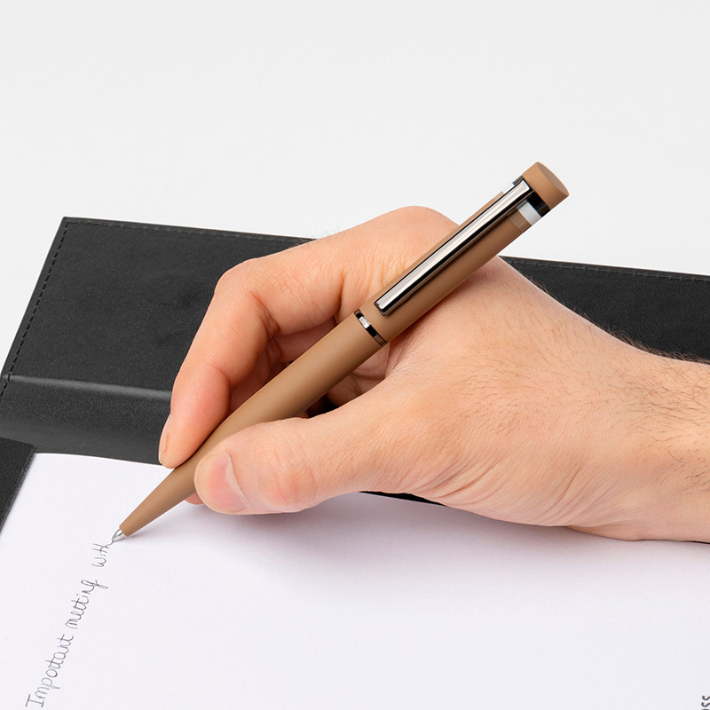 Biro Loop Iconic di Hugo Boss - immagine 4