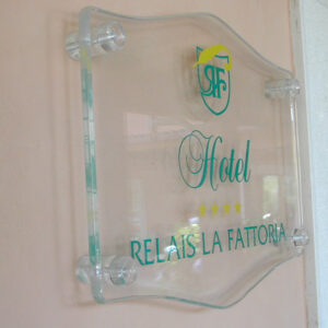 Targa da Parete in Plex Sagomato